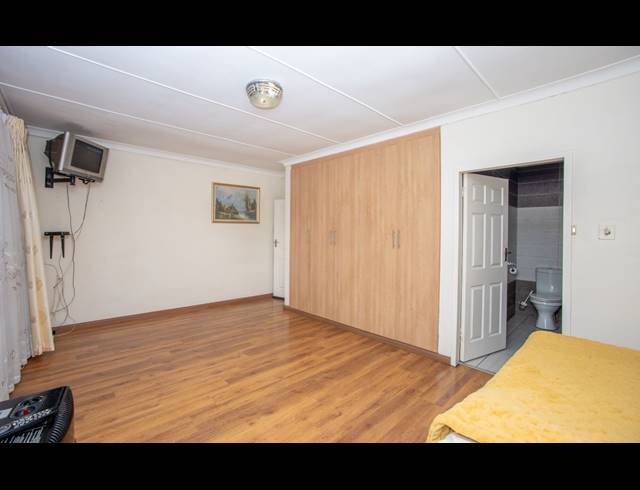 4 BEDROOM HOUSE FOR SALE IN BONNIE DOON